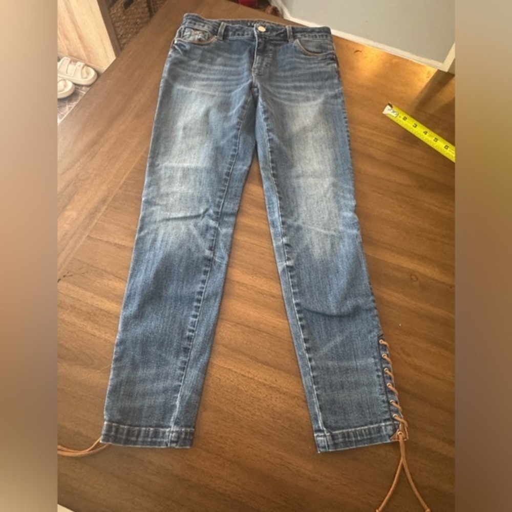 White House Black Market The Skimmer Jeans Size 6
